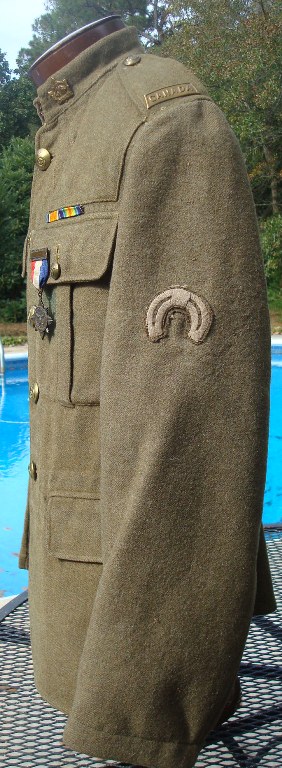 109th CFC Service Dress Tunic; did he get his medals? DSC04119